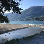 Сasa de vacaciones Lakeshore Nest
