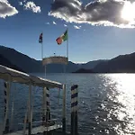 Сasa de vacaciones Lakeshore Nest